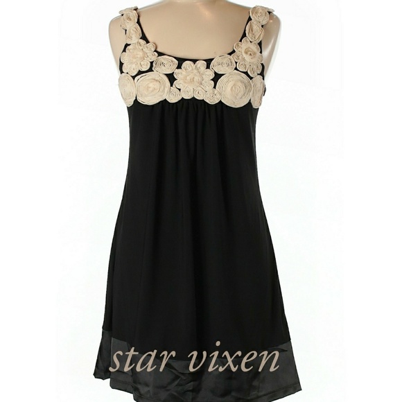 Star Vixen Tops - Star Vixen • Sleeveless Top • Size Medium  • EUC